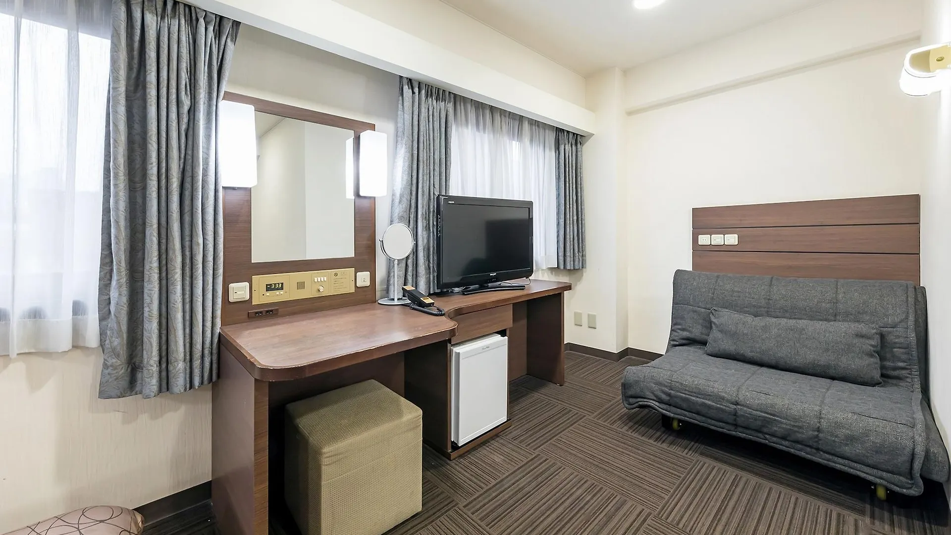 Akasaka Yoko Hotel Токио