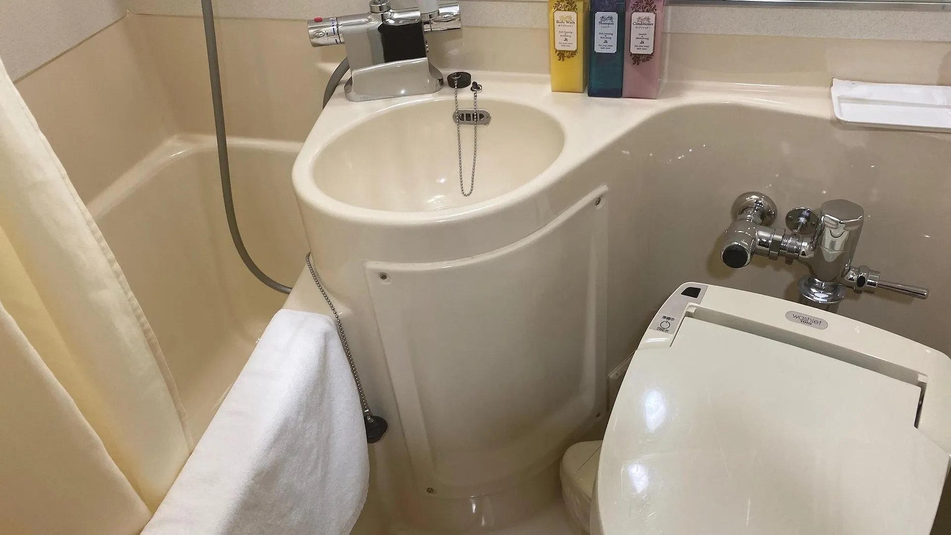 Akasaka Yoko Hotel Токио