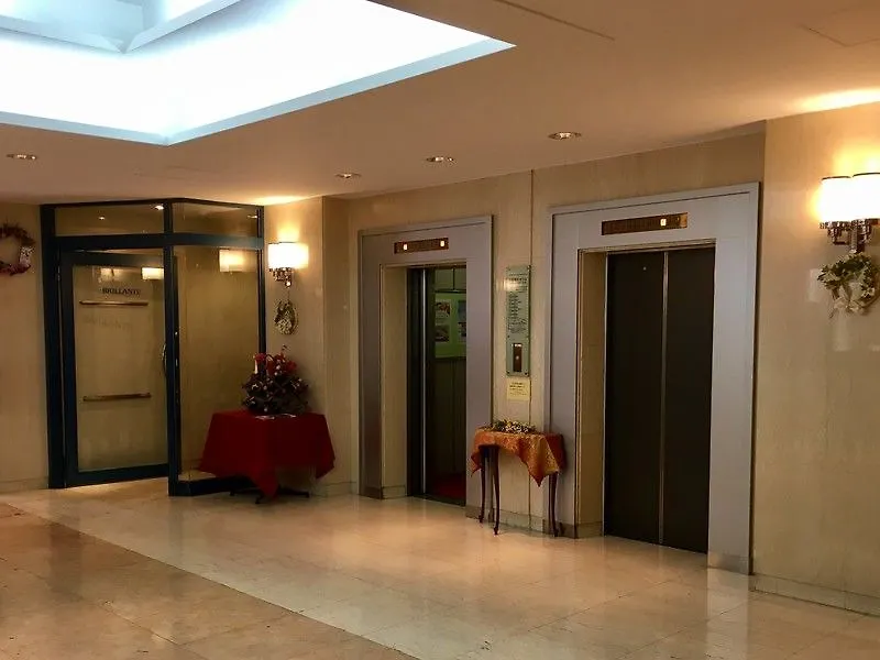 Akasaka Yoko Hotel Токио 3*,